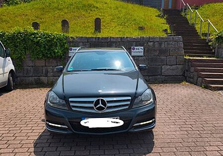 Mercedes-Benz C 180 T BlueEFFICIENCY AVANTGARDE