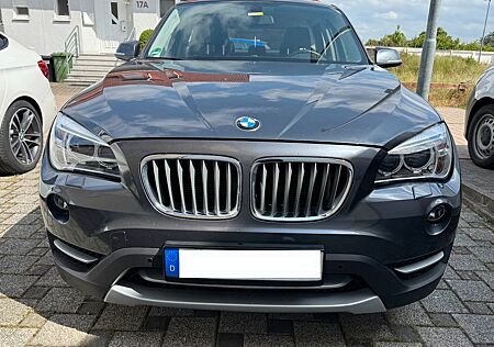 BMW X1 xDrive18d xLine / Wenig KM