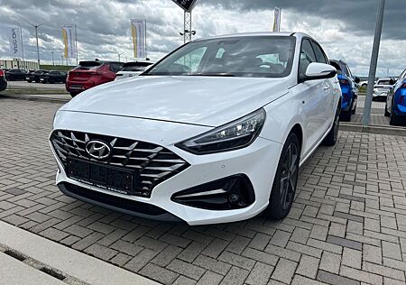 Hyundai i30 Trend Mild-Hybrid 48V *NAVI/SHZ/PDC/RFK/LED*