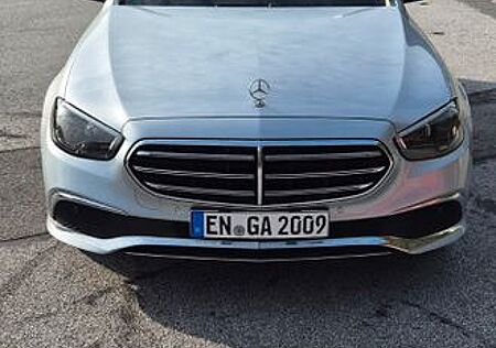 Mercedes-Benz E 300 de T Autom. -