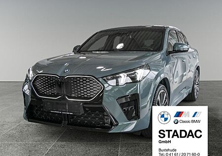 BMW iX2 xDrive 30 Vollausstattung M-Sportpaket HUD N