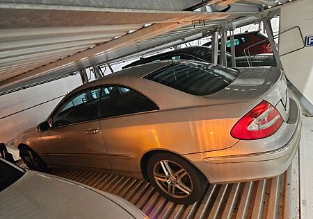 Mercedes-Benz CLK 200