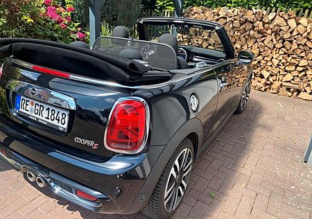 Mini Cooper S Cabrio Navi LED PDC GARANTIE Automatik