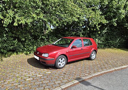 VW Golf Volkswagen 1.6