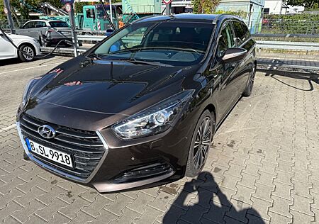 Hyundai i40 1.7 CRDi 104kW blue Premium DCT