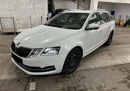 Skoda Octavia 1.4 TSI DSG Style Combi, LED,DSG,SHZ