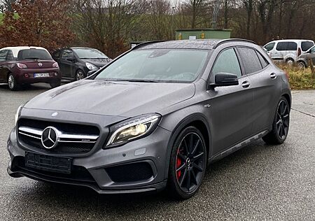 Mercedes-Benz GLA 45 AMG GLA 4Matic CARBON PANORAMA