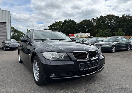 BMW 320 Touring*PDC*SHZ*NAVI*PANODACH*