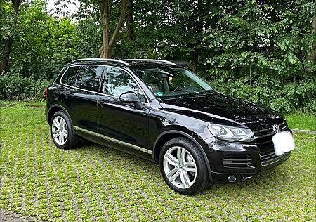VW Touareg Volkswagen 3.0 V6 TDI Tiptr Exclusive