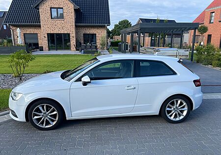 Audi A3 2.0 TDI S tronic Ambition Ambition