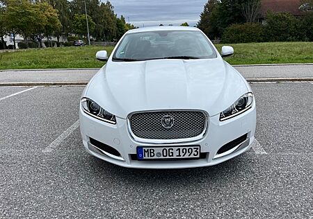 Jaguar XF 2.2 L Diesel