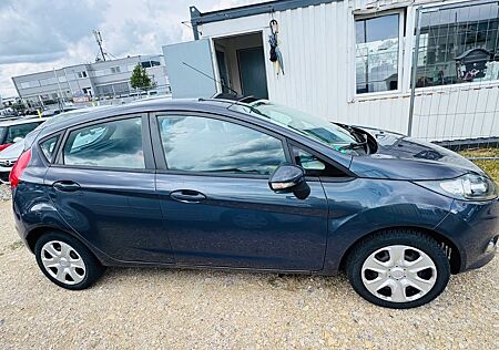 Ford Fiesta Champions Edition*69TKM*EURO5*NEUERTÜV