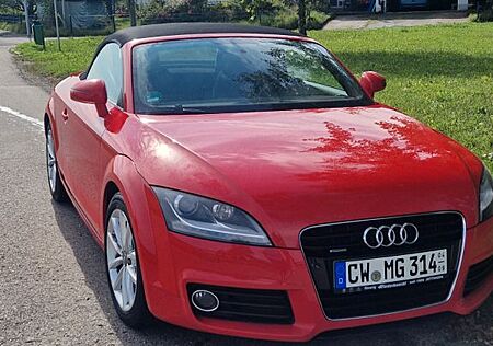Audi TT Roadster 2.0 TFSI S tronic quattro -