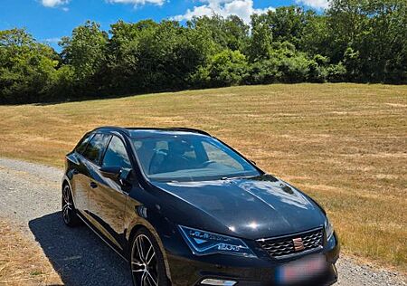 Seat Leon Cupra 300 ST 4Drive DSG,Navi,Pano,LED