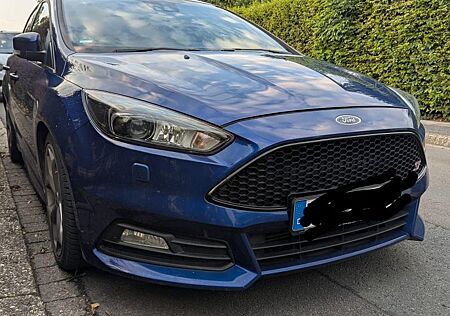 Ford Focus 2,0 EcoBoost ST Leder-Sport-Paket ST