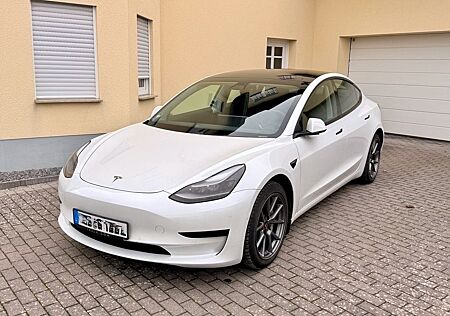 Tesla Model 3 gebraucht kaufen Tesla Model 3 SR+ in sehr gutem Zustand,mit Wärmepumpe