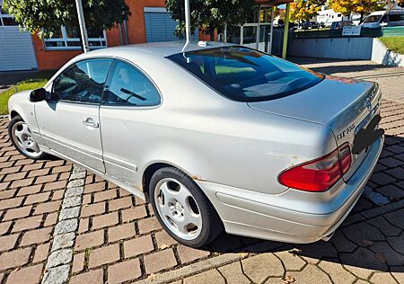 Mercedes-Benz CLK 200 KOMPRESSOR ELEGANCE TÜV 02/2027