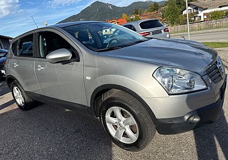 Nissan Qashqai gebraucht kaufen Nissan Qashqai Acenta 2.0Ltr-104kW 4X4