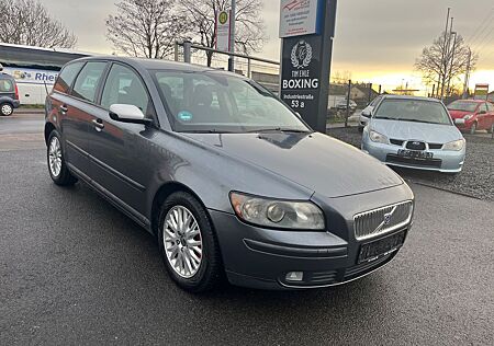 Volvo V50 Kombi 2.4i/5Zylinder/Klima/Pdc/Ahk