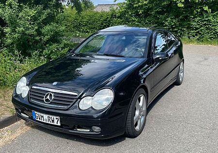 Mercedes-Benz C 180 Kompressor Sportcoupé -