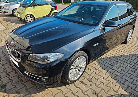 BMW 520D Touring Luxury 12" Touch AHK