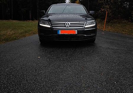 VW Phaeton Volkswagen 3.0 V6 TDI 4MOTION Tiptronic 5-Sitzer -