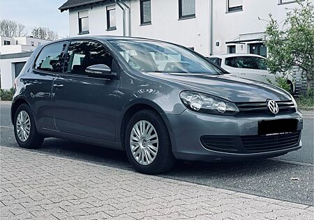 VW Golf Volkswagen 1.4 Rentnerfahrzeug