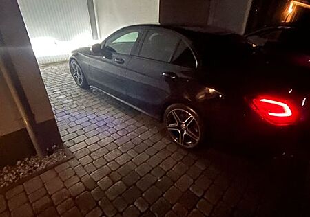 Mercedes-Benz C 200 AMG Mildhybrid Automatic Standheizung app