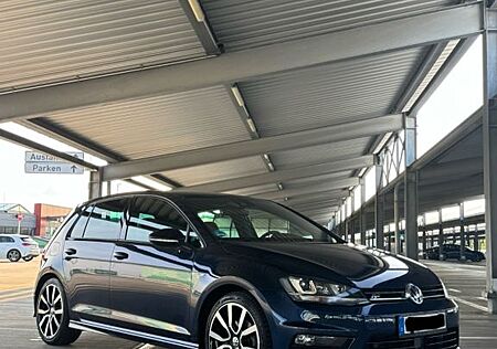 VW Golf Volkswagen 2.0 TDI BMT Edition R-line