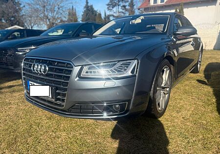 Audi A8 3.0 TDI clean diesel quattro