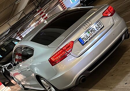 Audi A5 2.0 TFSI 132kW Sportback - S line