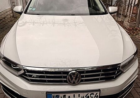 VW Passat Variant Volkswagen 1.8 TSI DSG Highline Variant ...