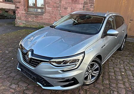 Renault Megane IV Grandtour Intens