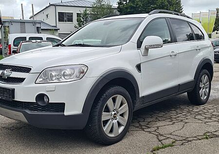 Chevrolet Captiva 2.0 LT Exclusive 4WD mit 150 PS