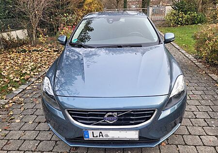 Volvo V40 D3 Momentum Momentum