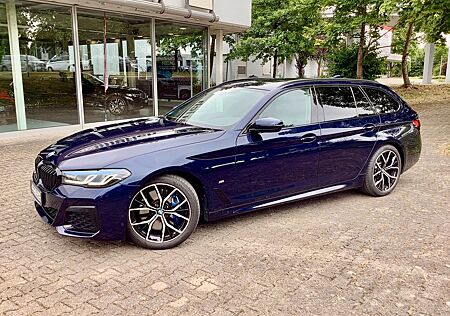 BMW 540d xDrive Touring - Navi, AHK, HUD, Laser