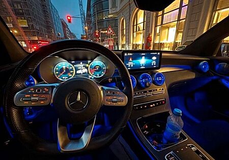 Mercedes-Benz GLC 300 d 4MATIC AMG LINE STHZG PANO BM GARANTIE