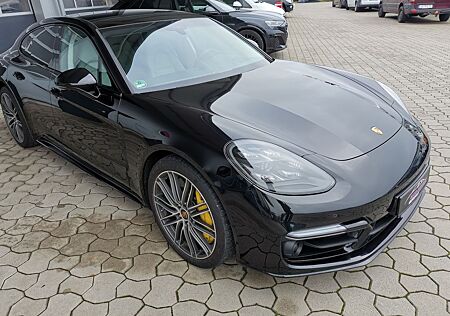 Porsche Panamera Turbo S