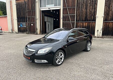 Opel Insignia A Sports Tourer Sport 4x4 AHK Bi-Xenon
