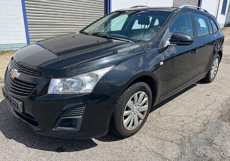Chevrolet Cruze Station Wagon LS+
