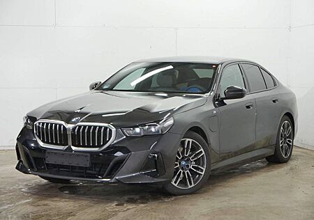 BMW 530eA Lim M Sportpaket UPE 86255EUR AHK GSD ACC