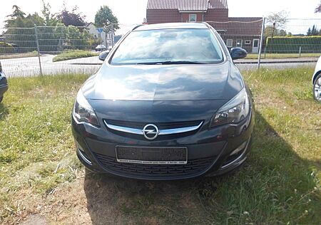 Opel Astra 2.0CDTI Sport Tourer / Klima /Navi