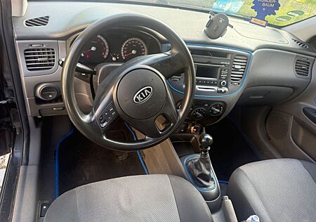 Kia Rio 1.4 ATTRACT ATTRACT