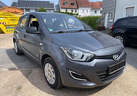 Hyundai i20 FIFA World Cup Edition 1,3L