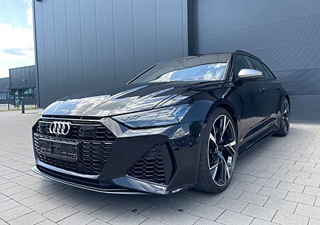 Audi RS6 Avant 4.0 TFSI quattro Exclusive/SAGA/22"