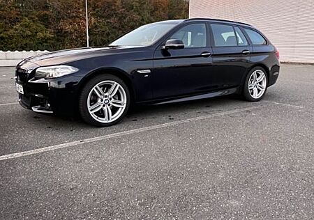 BMW 520d xDrive Touring A -