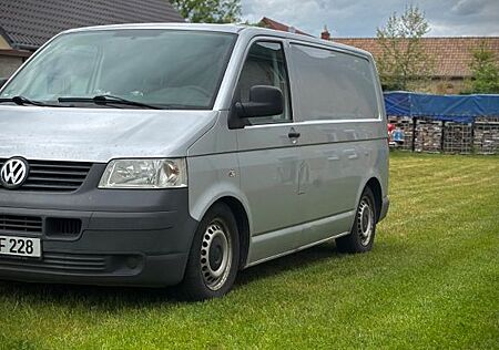 VW T5 Transporter Volkswagen TÜV neu Ausgebaut T