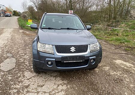 Suzuki Grand Vitara 2.0 Club
