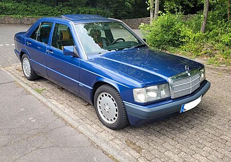 Mercedes-Benz 190 190E 2.3 Avantgarde Azurro