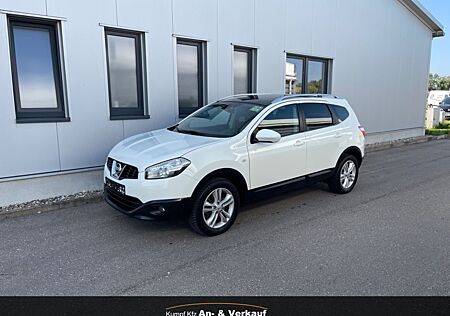 Nissan Qashqai *4WD*Auto*7-Sitze*Pano*R-Cam*AHK*uvm*
